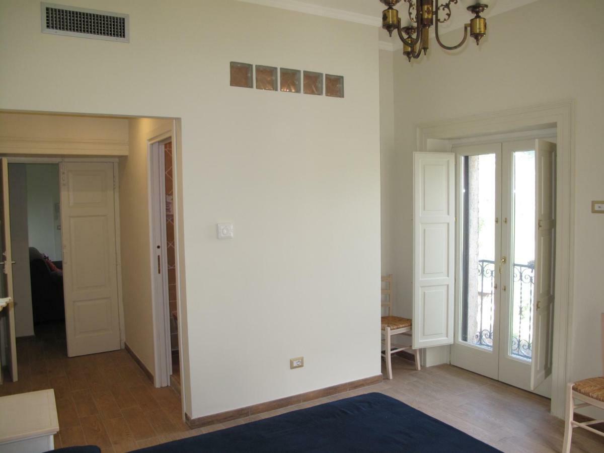 الشقق الفندقية Petinaفي  Casa Sarlo المظهر الخارجي الصورة