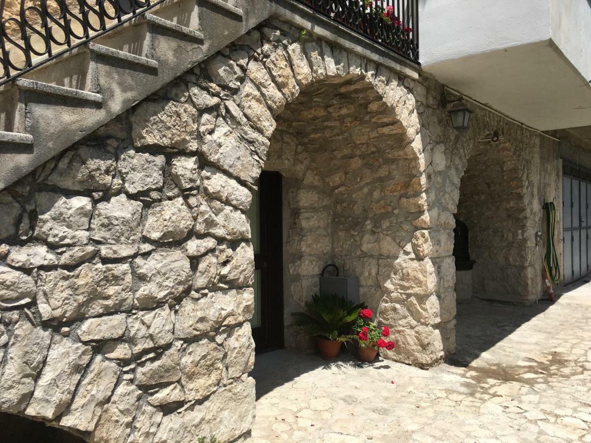 الشقق الفندقية Petinaفي  Casa Sarlo المظهر الخارجي الصورة